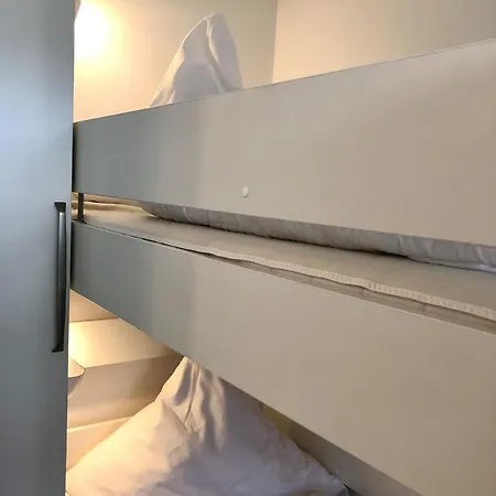 Lord Nelson 412 Apartman